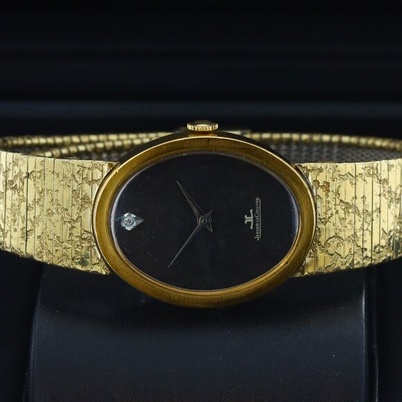 Jaeger-LeCoultre Oval Vintage Dress Watch Circa 1970’s, Black Dial - Yellow Gold - Picture 5 of 10